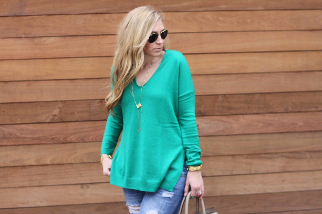 Amour Vneck Sweater Navy with Hot Pink